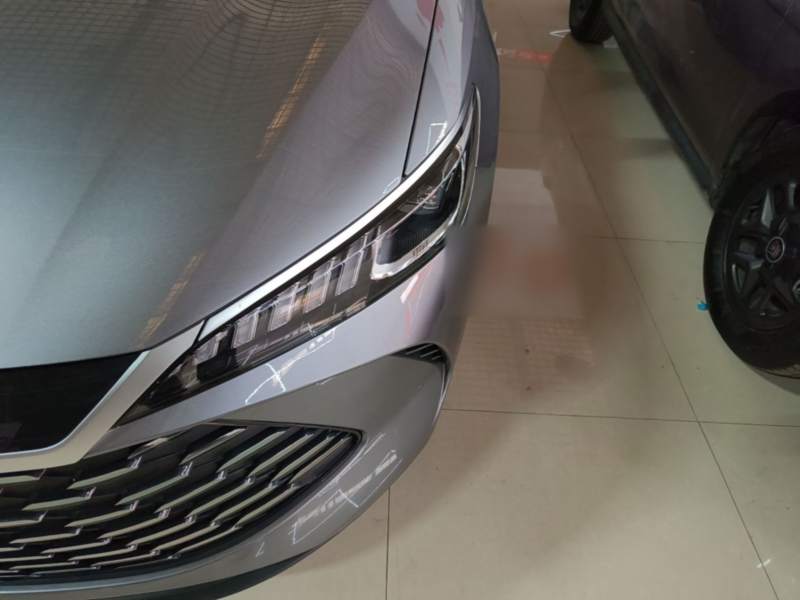 Used BYD Qin PLUS 2025 DM-i Smart Drive 55KM Leading Model — 23