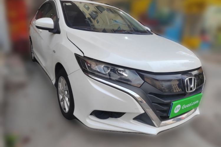 Used Honda Gienia 2017 1.5L CVT Classic Edition Front Right 45 Deg