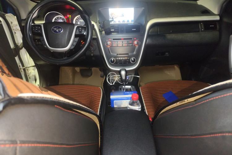 Used Bestune X80 2013 2.0L automatic luxury version