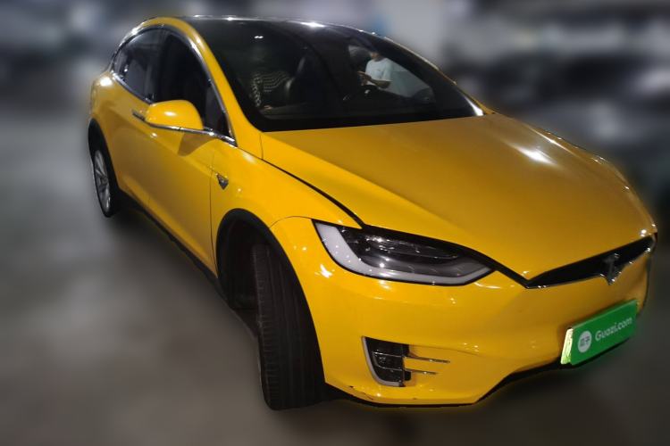 Used Tesla Model X 2019 Long-Range Version Front Right 45 Deg