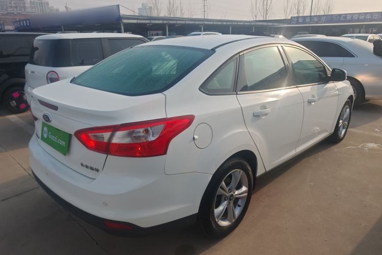Used Ford Focus 2012 Sedan 1.6L Manual Fashion Edition