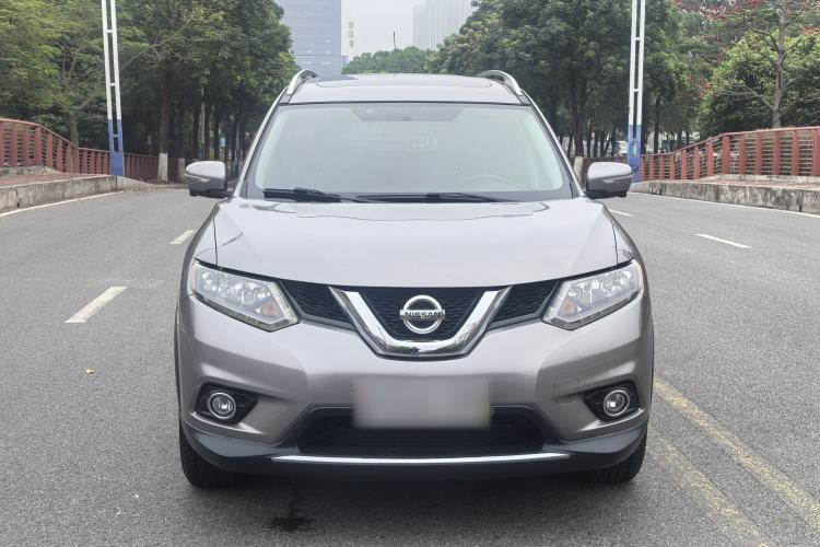 Used Nissan X-Trail 2014 2.5L CVT Luxury Edition 4WD Exterior 2