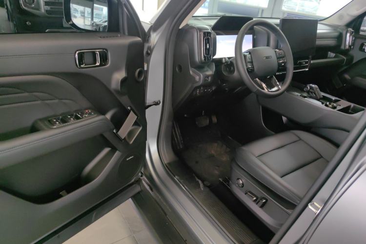 Used Haval Raptor New Energy 2024 Hi4 102 Pro Interior 3