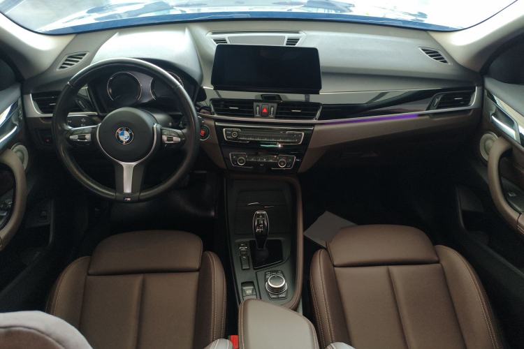 Used BMW X1 2022 sDrive25Li Leading Model Center Console