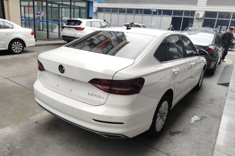 Used Volkswagen Lavida 2021 1.5L Automatic Comfort Edition Rear Right 45 Deg