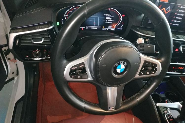 Used BMW 5 Series 2021 Facelifted 525Li M Sport Package
