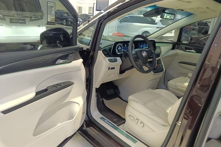 Used Buick GL8 2022 Avenir Aivia Six-Seat Deluxe Edition Driver Seat