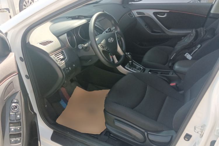 Used Hyundai Elantra (5th Generation / Langdong) 2016 1.6L Automatic Prestige Model