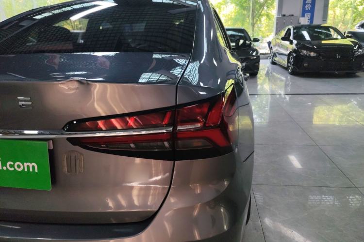 Used Roewe i5 2021 1.5L CVT Diamond Edition