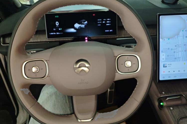 Used Nio ES7 2022 75 kWh Steering Wheel