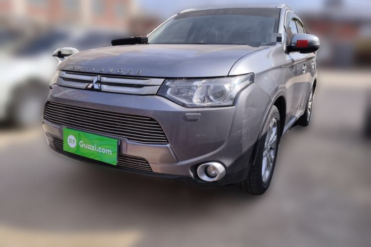 Used Mitsubishi Outlander 2014 2.4L 4x4 Deluxe Value Edition 5 Seats