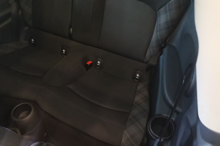 Used MINI MINI 2018 1.5T COOPER Classic Edition