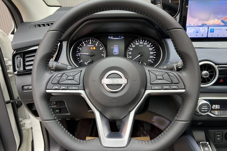 Used Nissan Qashqai 2025 Honor 2.0L CVT XV+ Leading Edition
