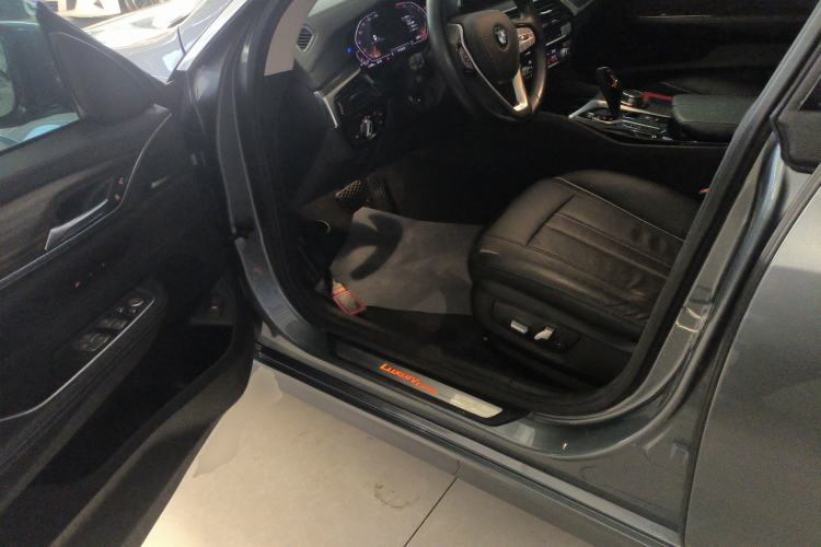 Used BMW 6 Series GT 2020 630i Luxury Design Package