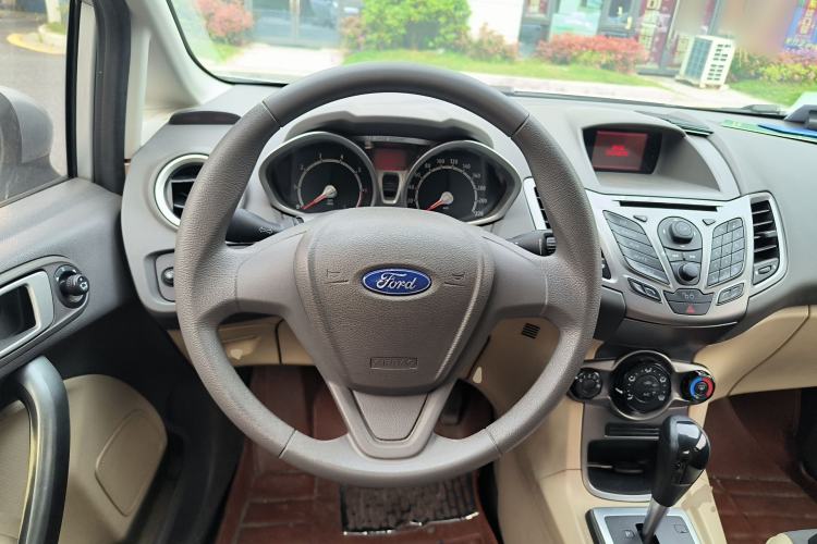 Used Ford Fiesta 2011 Sedan 1.5L Automatic Fashion Edition Steering Wheel