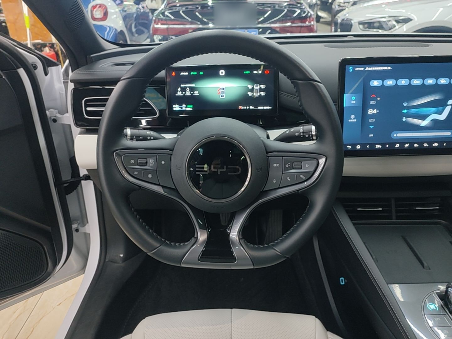 BYD Seal 06 New Energy 2024 DM-i 120KM Prestige Model — снимка 13