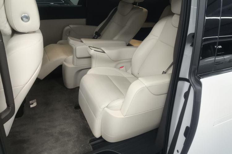 Used Li Auto MEGA 2024 Ultra Model