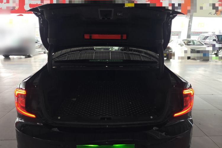 Used Volvo S90 2021 B5 Zhiyi Luxury Edition
