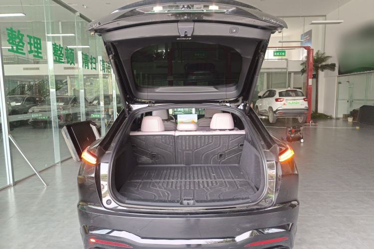 Used ONVO L60 2024 60 kWh Rear-Drive Version
