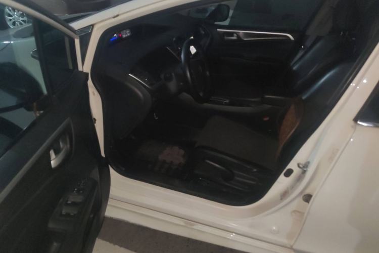 Used Honda Jade 2013 1.8L automatic Comfort version 5 seats