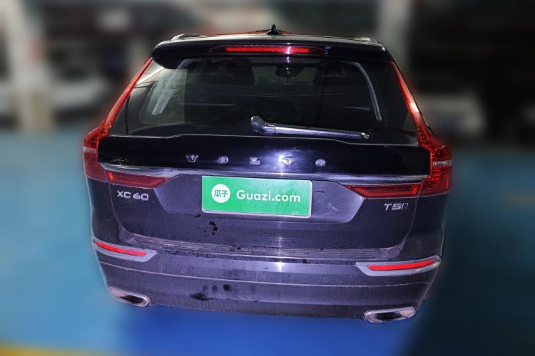 Used Volvo XC60 2019 T5 4x4 Smart Edition China V Standard
