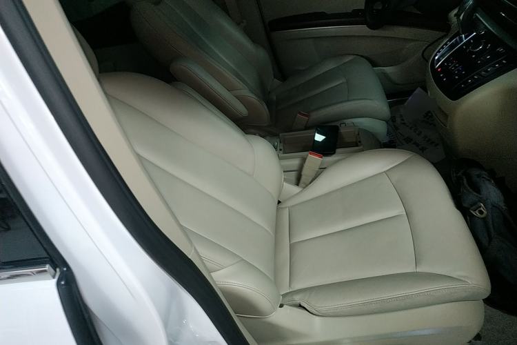 Used Buick GL8 2018 28T Luxury Model China VI Standard
