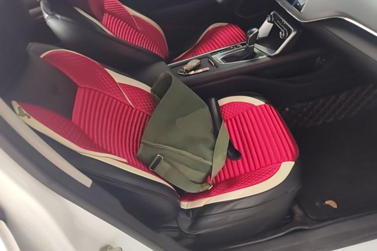 Ojetý Geely Auto Binray 2020 1.4T CVT Asian Games Edition