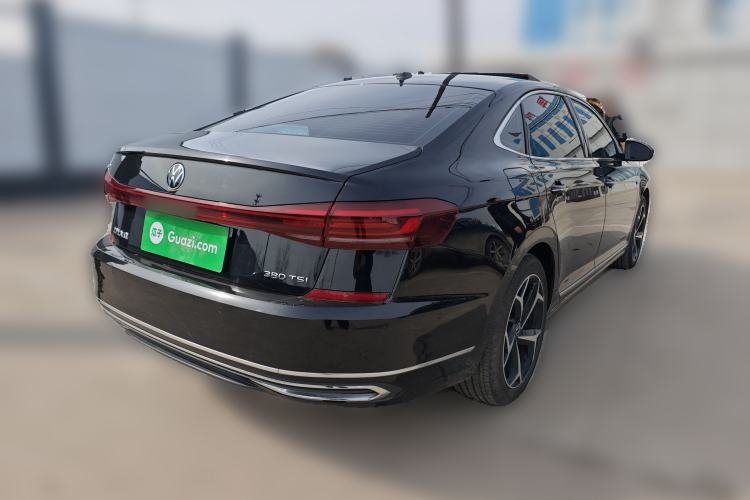 Used Volkswagen Passat 2024 380TSI Starry Luxury Edition