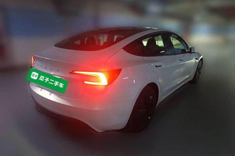 Used Tesla Model 3 2025 Rear-Wheel-Drive Version
