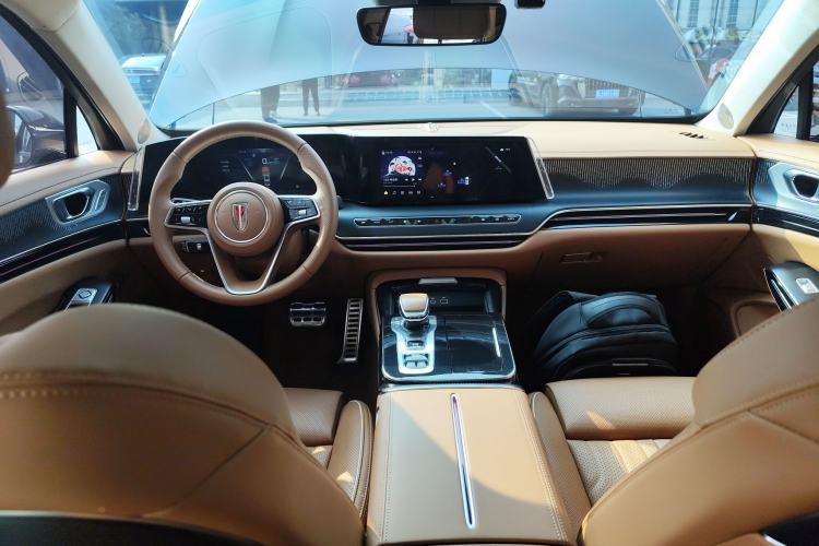 Used Hongqi H9 2024 2.0T Qixiang Luxury Business Edition