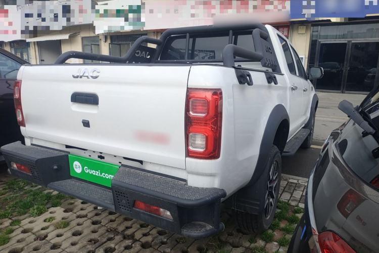 Used JAC T8 2021 2.0T PRO Diesel Two-Wheel Drive Sharp Edition Standard Dual HFC4DB2-2E