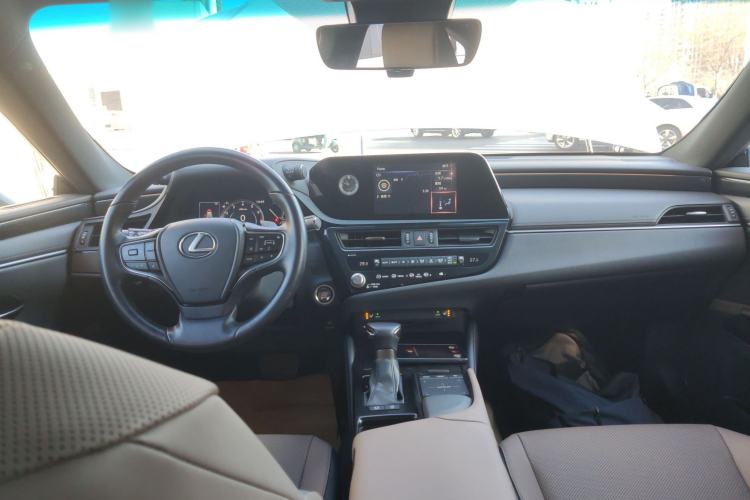 Used Lexus ES 2021 200 Excellence Edition