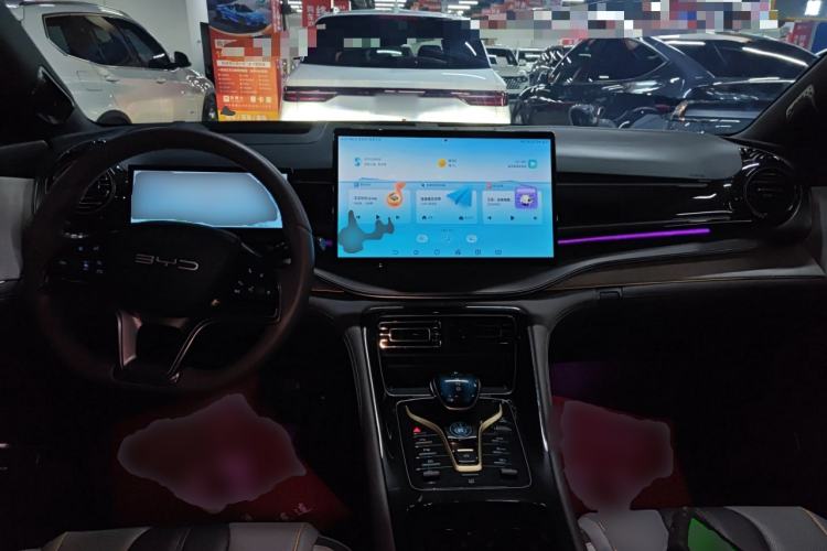 Used BYD Frigate 07 2023 DM-i 205KM Flagship Model