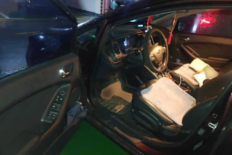 Used Kia K3 2016 1.6L Automatic DLX Driver Seat