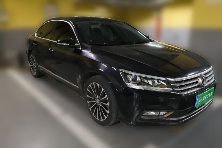 Used Volkswagen Passat 2017 330TSI DSG Luxury Edition
