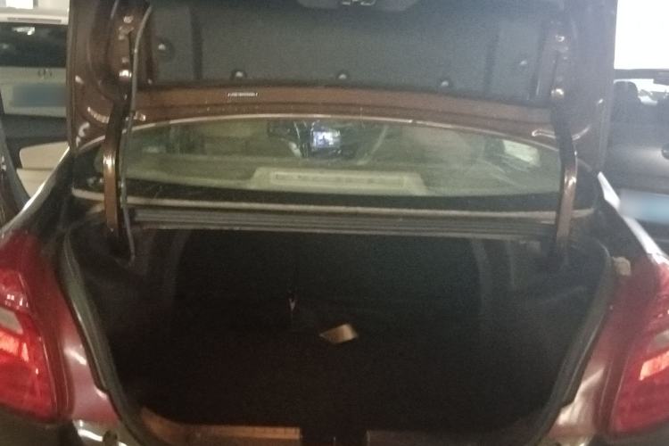 Used Chery E3 2015 1.5L Manual ZhiShang Model Trunk