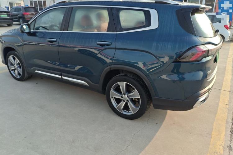 Used Geely Auto Haoyue L 2023 2.0T DCT Flagship Version Exterior 3