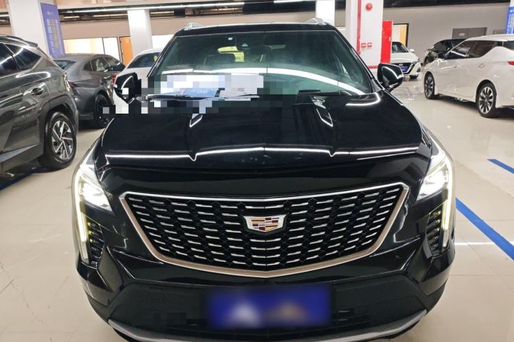 Used Cadillac XT4 2022 28T Two-Wheel-Drive Luxury Version