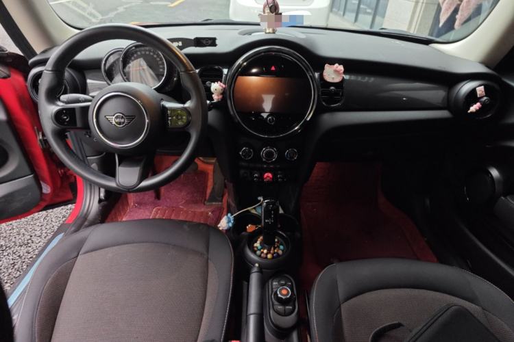 Used MINI 2022 1.5T ONE Center Console