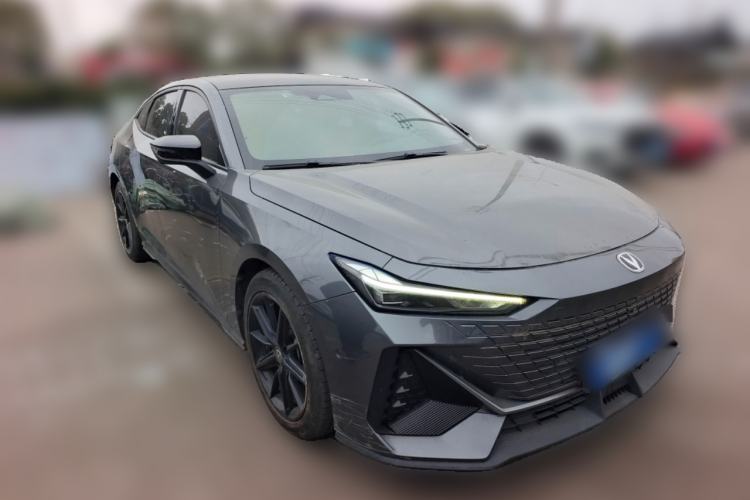 Used CHANGAN UNI-V 2022 1.5T Prestige Version