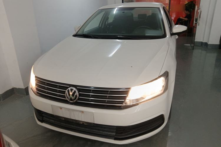 Used Volkswagen Lavida 2015 1.6L Automatic Fashion Edition