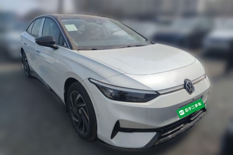 Used Volkswagen ID.7 VIZZION 2024 PRO Model Front Right 45 Deg