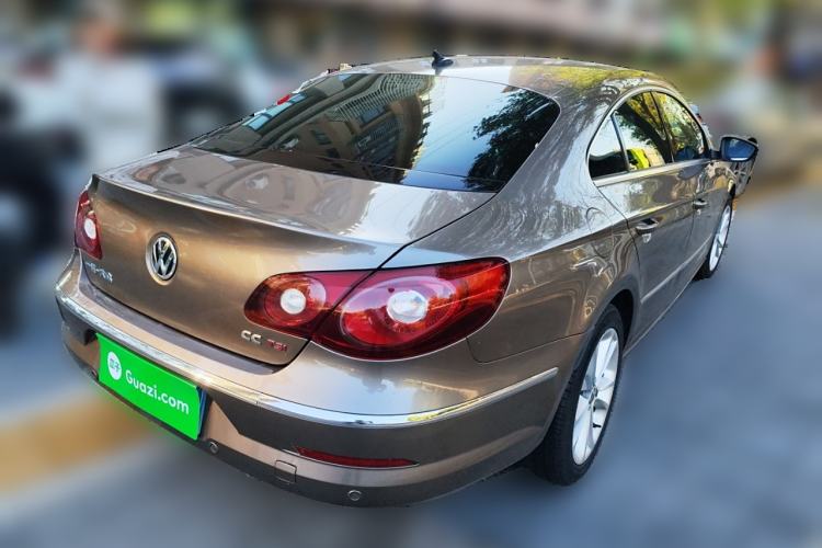 Used Volkswagen FAW-Volkswagen CC 2011 2.0 TSI Luxury Edition
