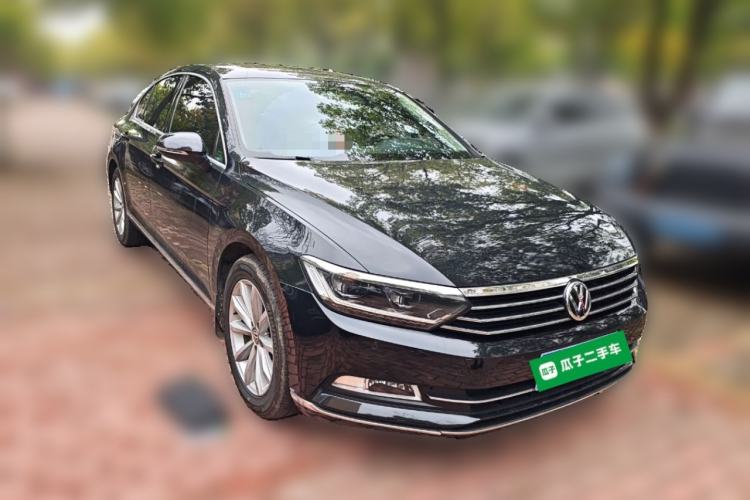 Used Volkswagen Magotan 2017 330TSI DSG Leading Model

