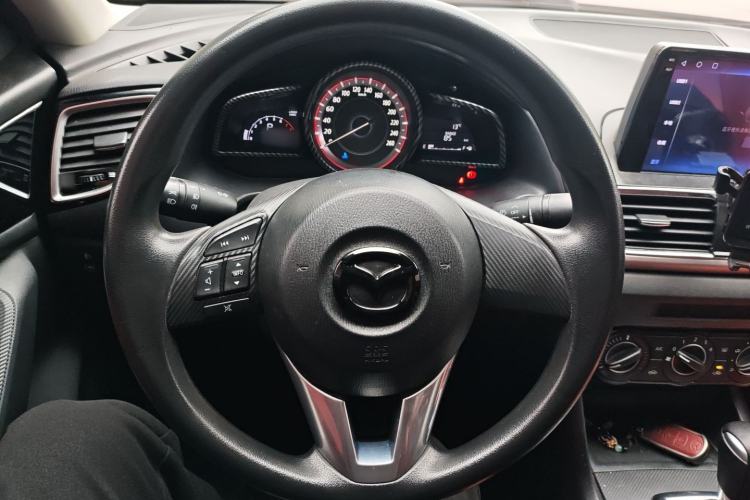 Used Mazda Mazda 3 Axela 2016 Sedan 1.5L Automatic Comfort Model
