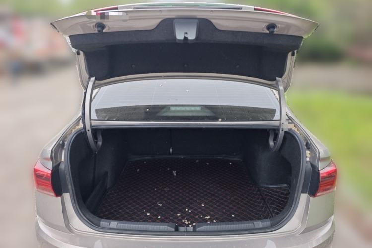 Used Volkswagen Bora 2020 1.5L Automatic Fashion Edition Trunk