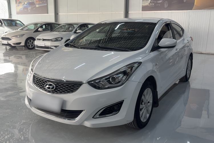Used Hyundai Elantra (5th Generation / Langdong) 2016 1.6L Automatic Smart Version