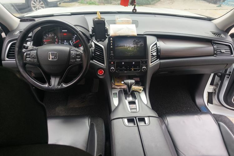 Used Honda Avancier 2017 240TURBO Two-Wheel Drive Comfort Version
