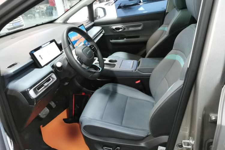 Used AION Y 2024 Younger Star Edition