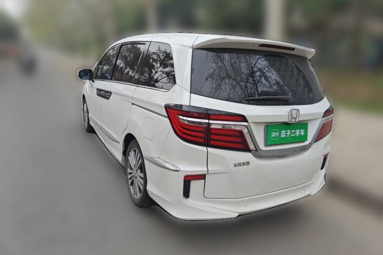 Used Honda Elysion 2016 2.4L Luxury Edition
